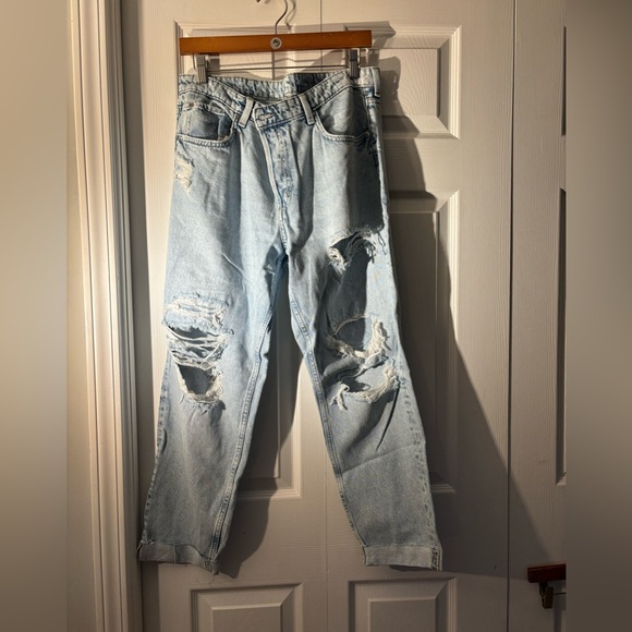 H&M Denim - H&M &Denim Boyfriend Jean